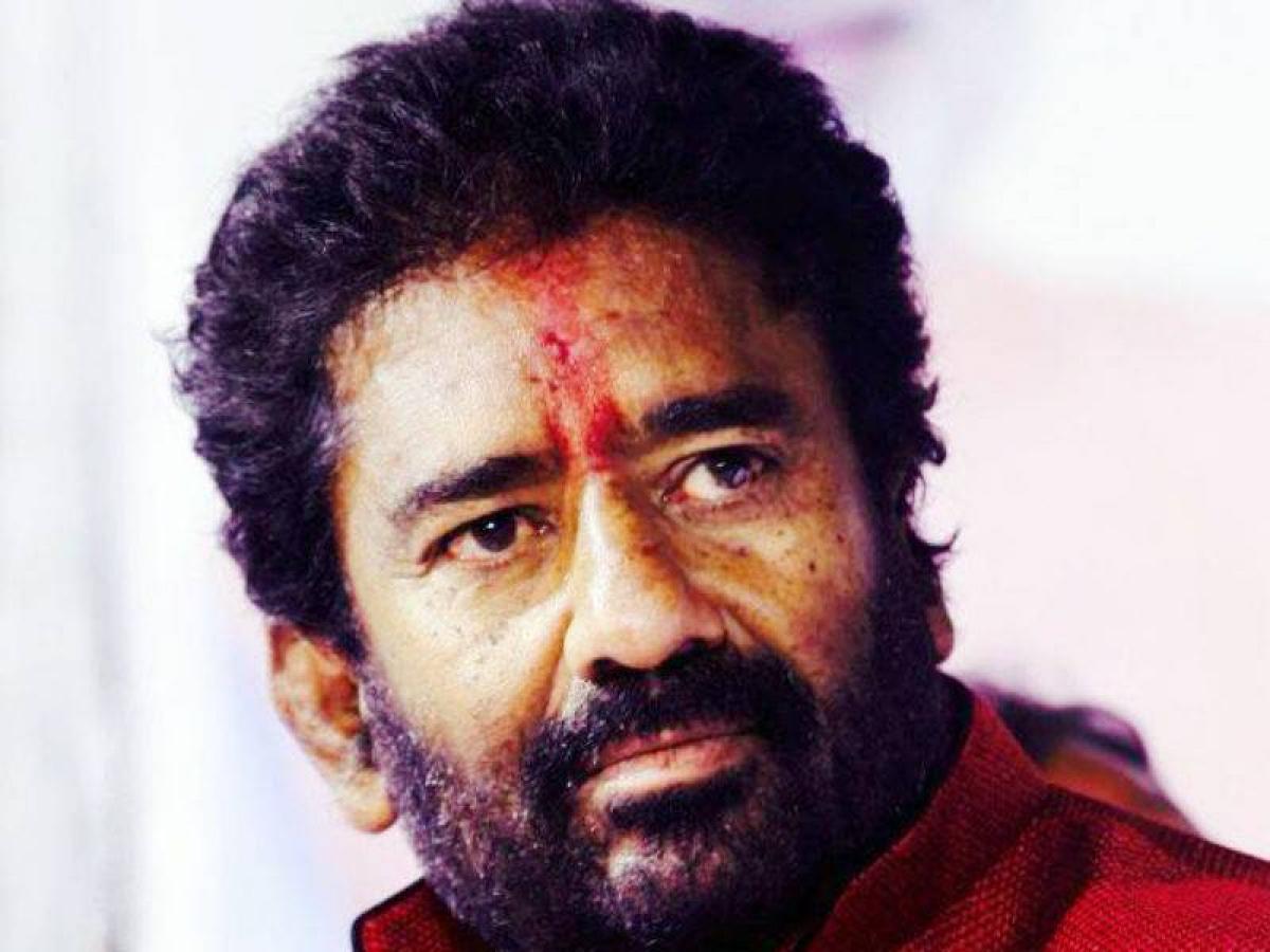 FIR filed agaisnt Shiv Sena MP Ravindra Gaikwad after assault on Air India staffer